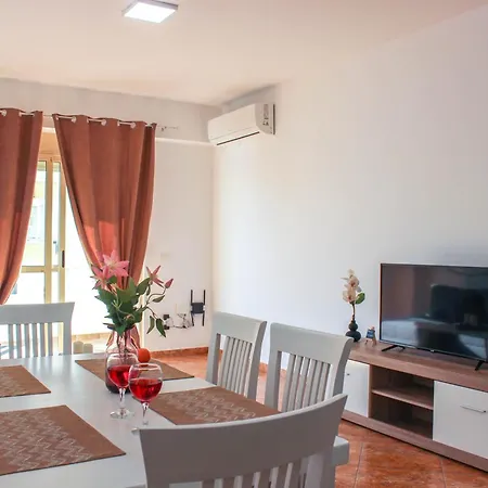 Escape 670 Apartman Durrës